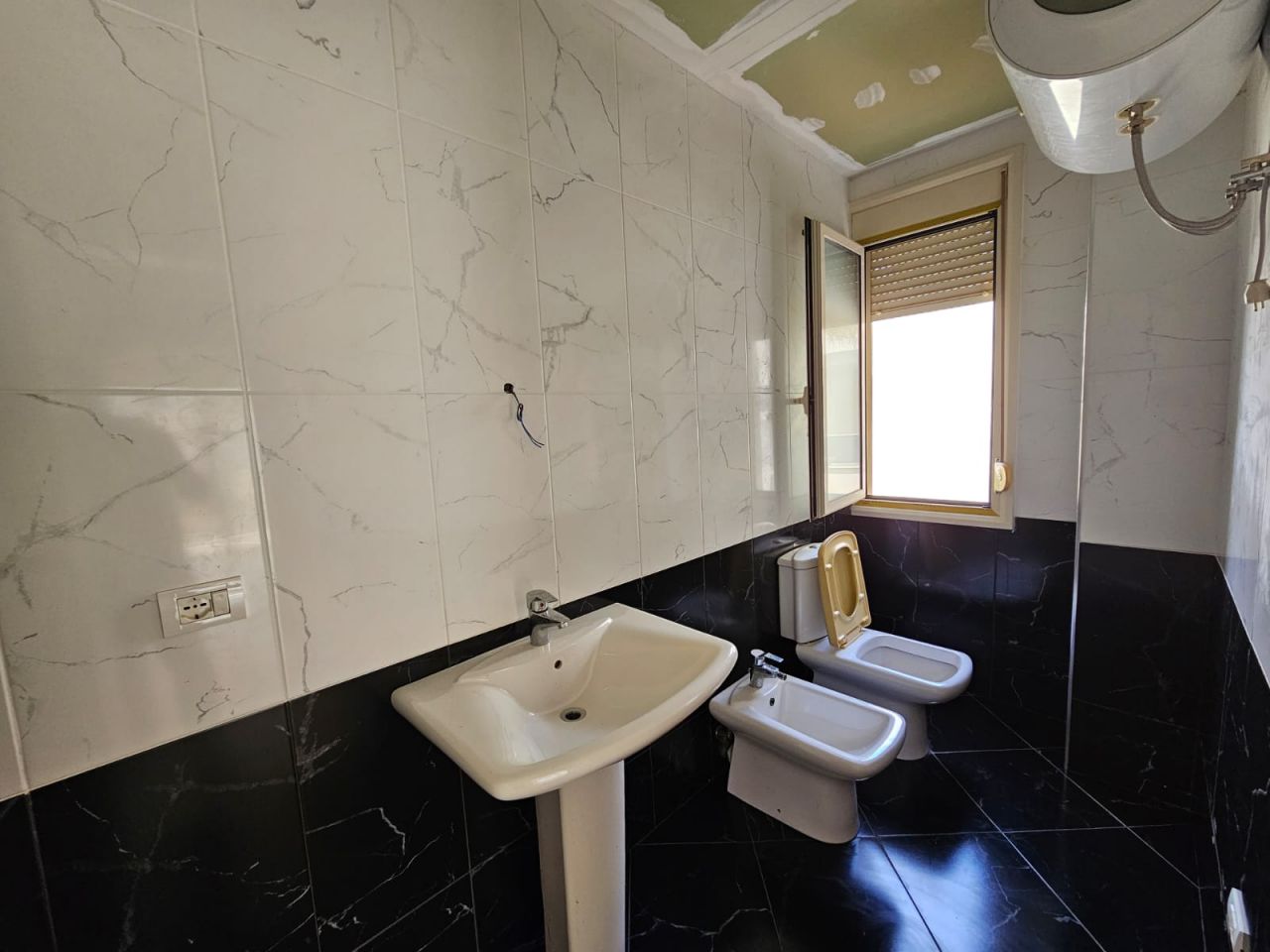 Apartament 1+1 Per Shitje Ne Vlore